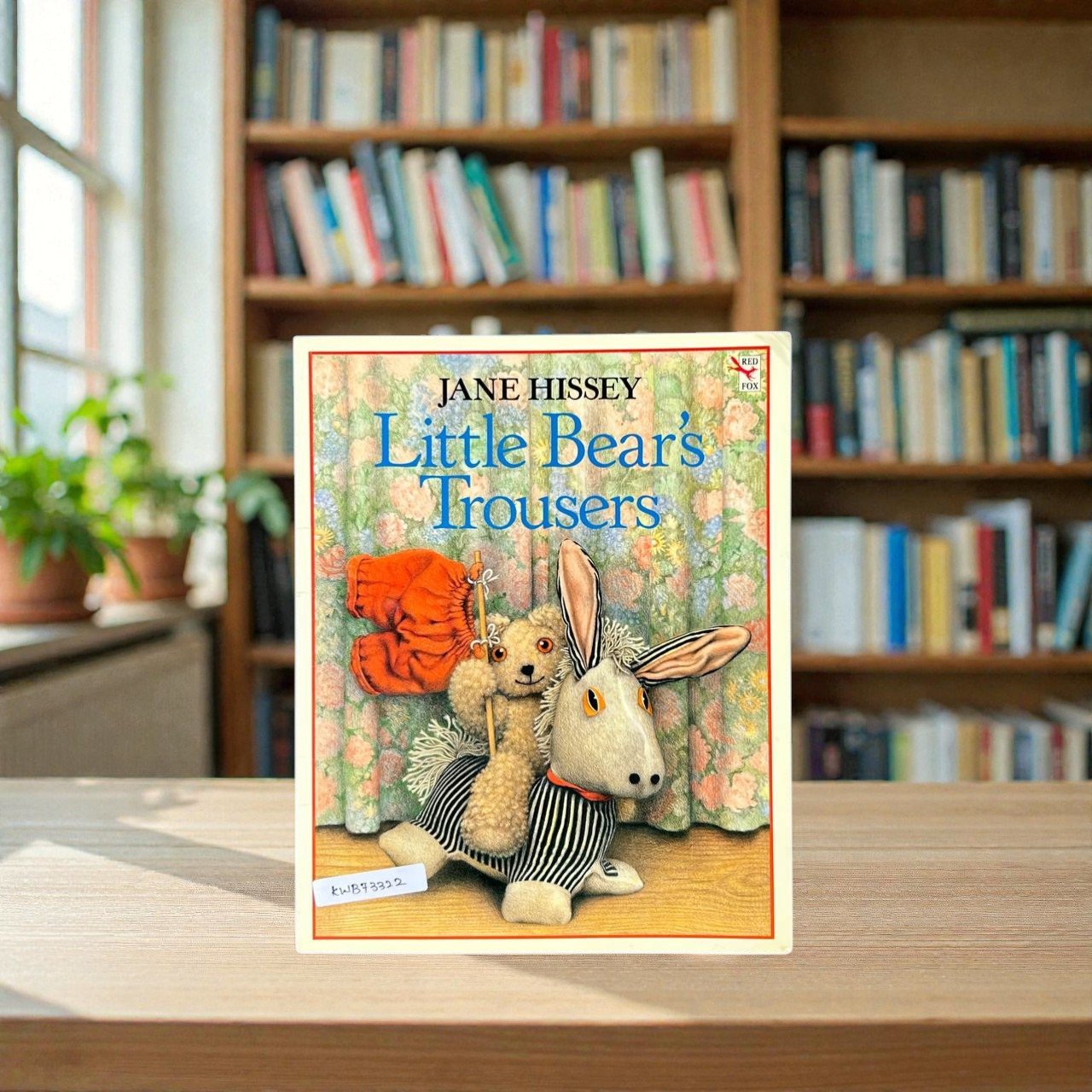 Little Bear's Trousers_Jane Hissey_KWB73322