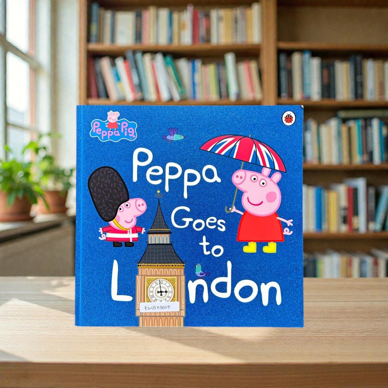 Peppa Goes To London_Peppa Pig_Ladybird_KWB73609