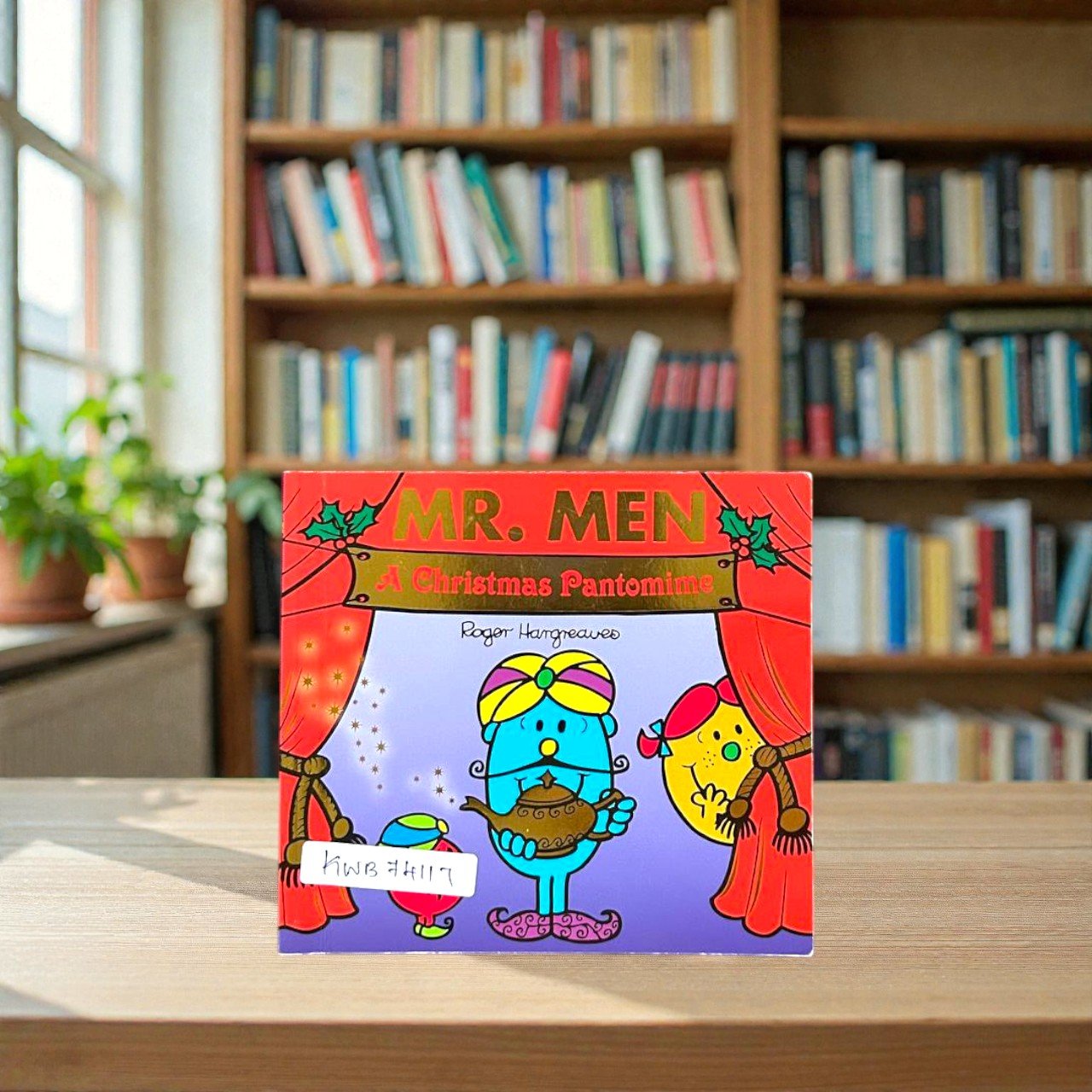 Pocket Friendly_Mr.Men A Christmas Pantomime_Mr Men And Little Miss_Roger Hargreaves_KWB74117