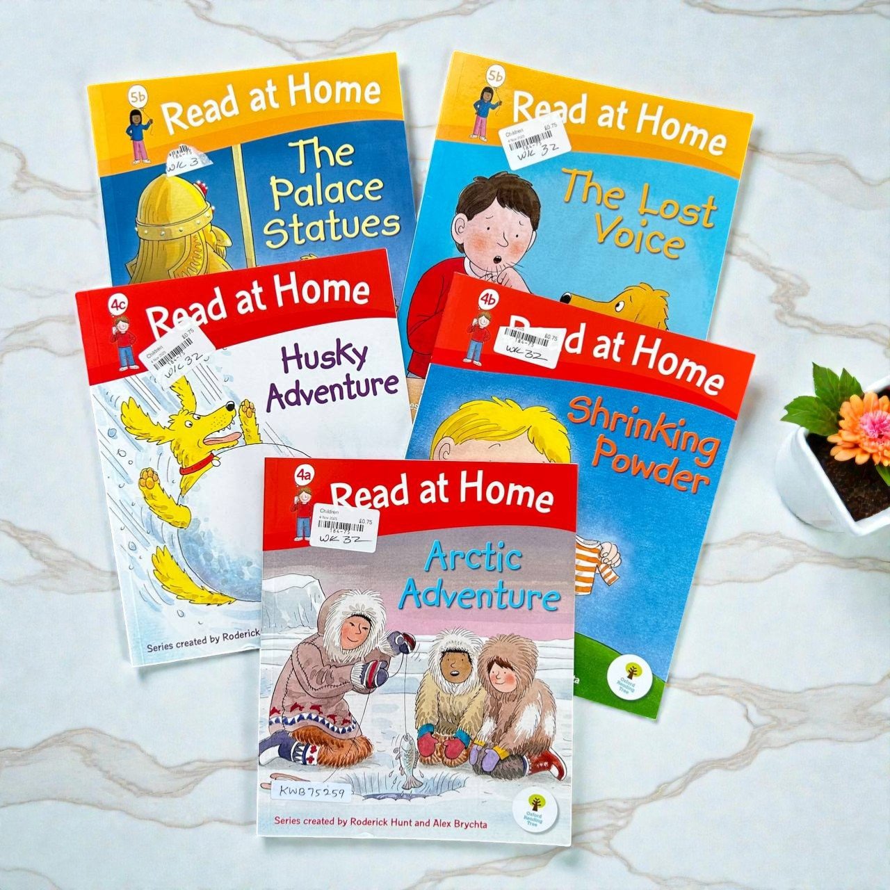 Read At Home_Oxford_Set Of 5 Books_Roderick Hunt_KWB75259