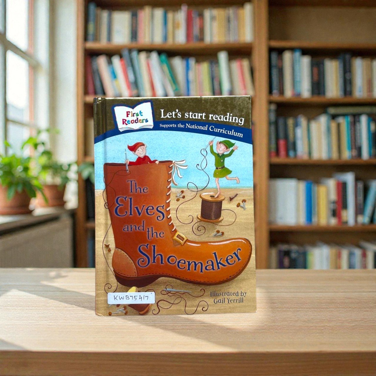 The Elves And The Shoemaker_First Readers_M & S Kids_KWB75417