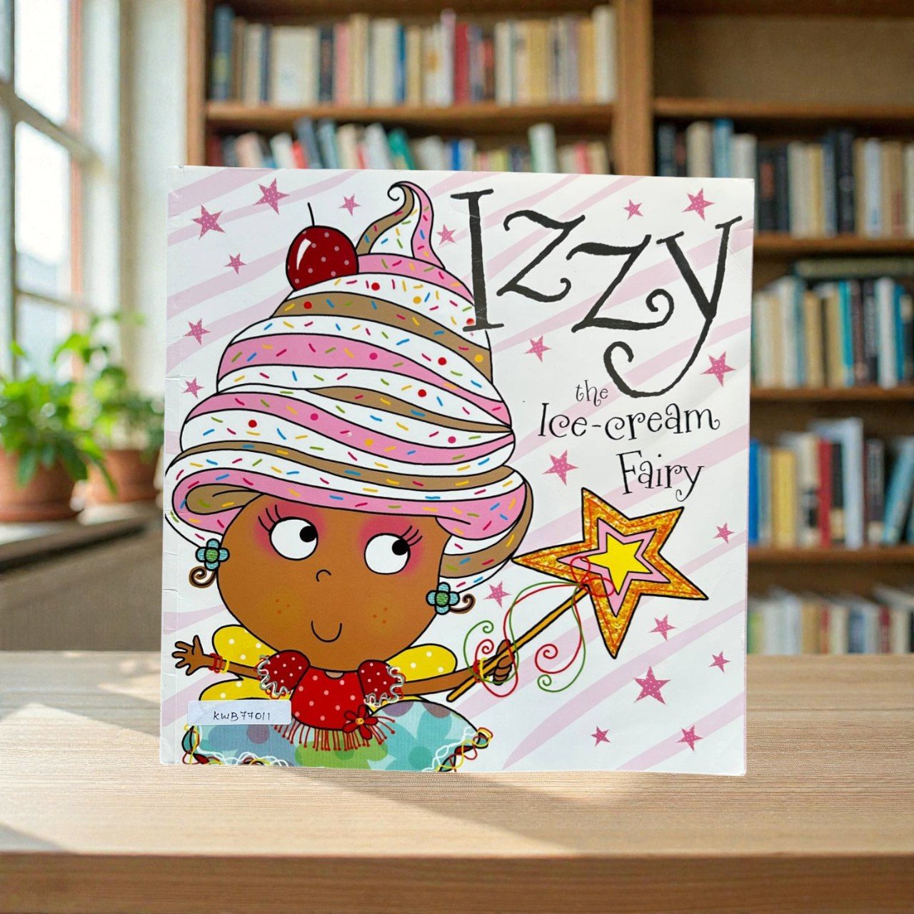 Izzy The Ice Cream Fairy_Lara Ede_KWB77011