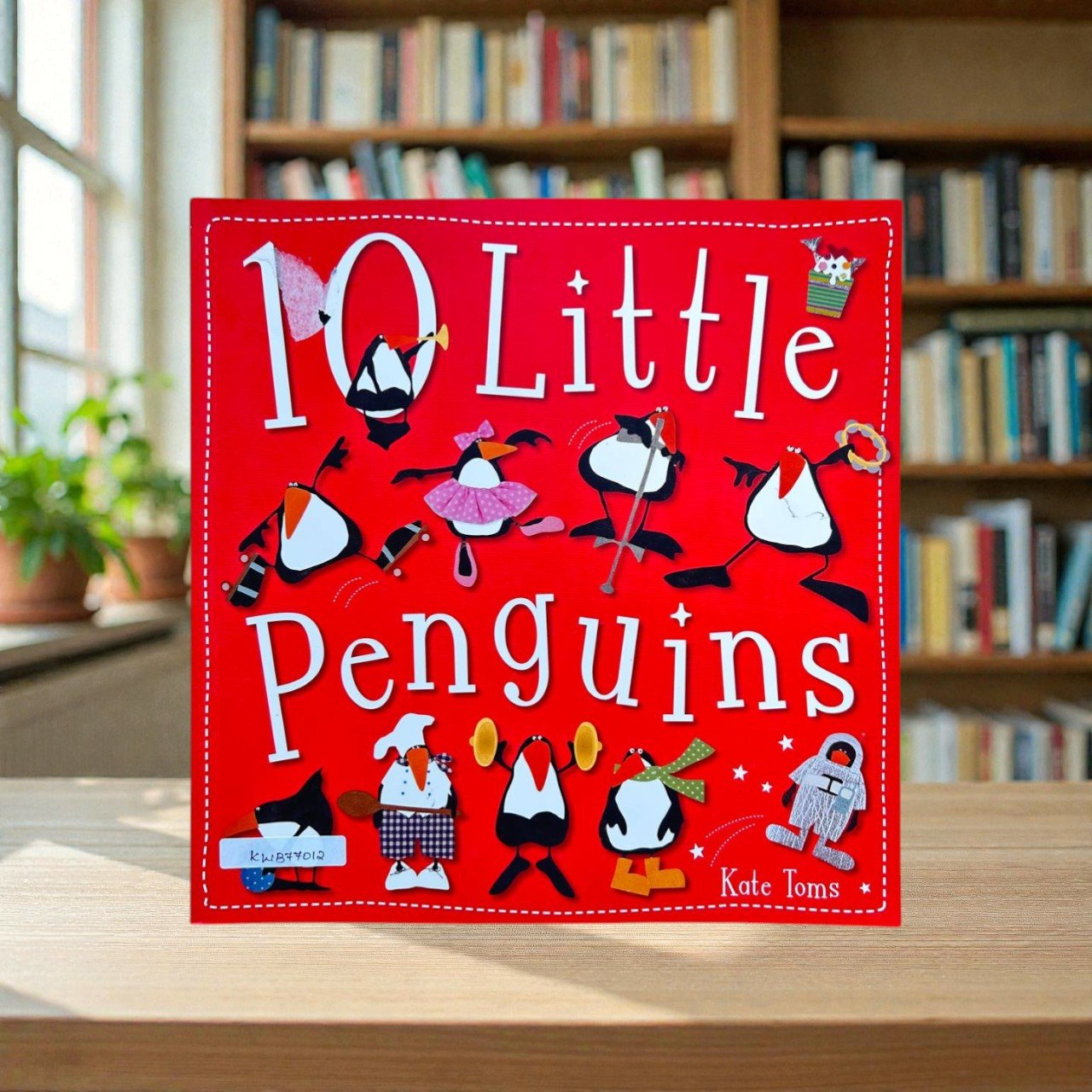 10 Little Penguins_Kate Toms_KWB77012