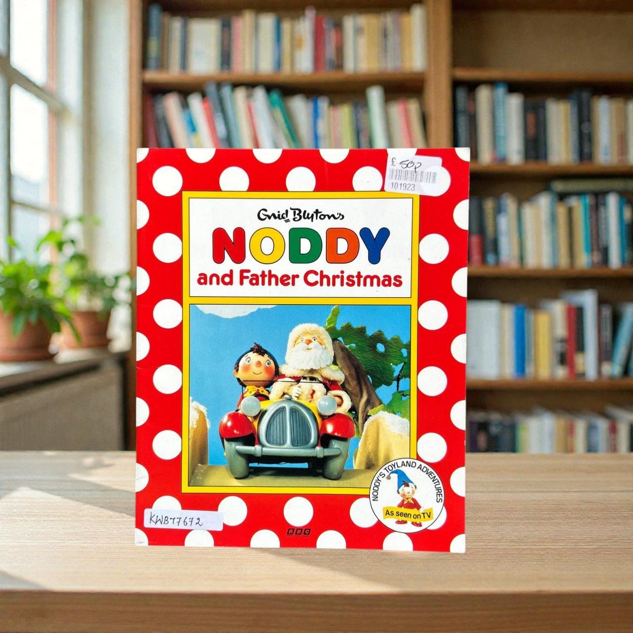 Noddy And Father Christmas_Grid Blyton_KWB77672