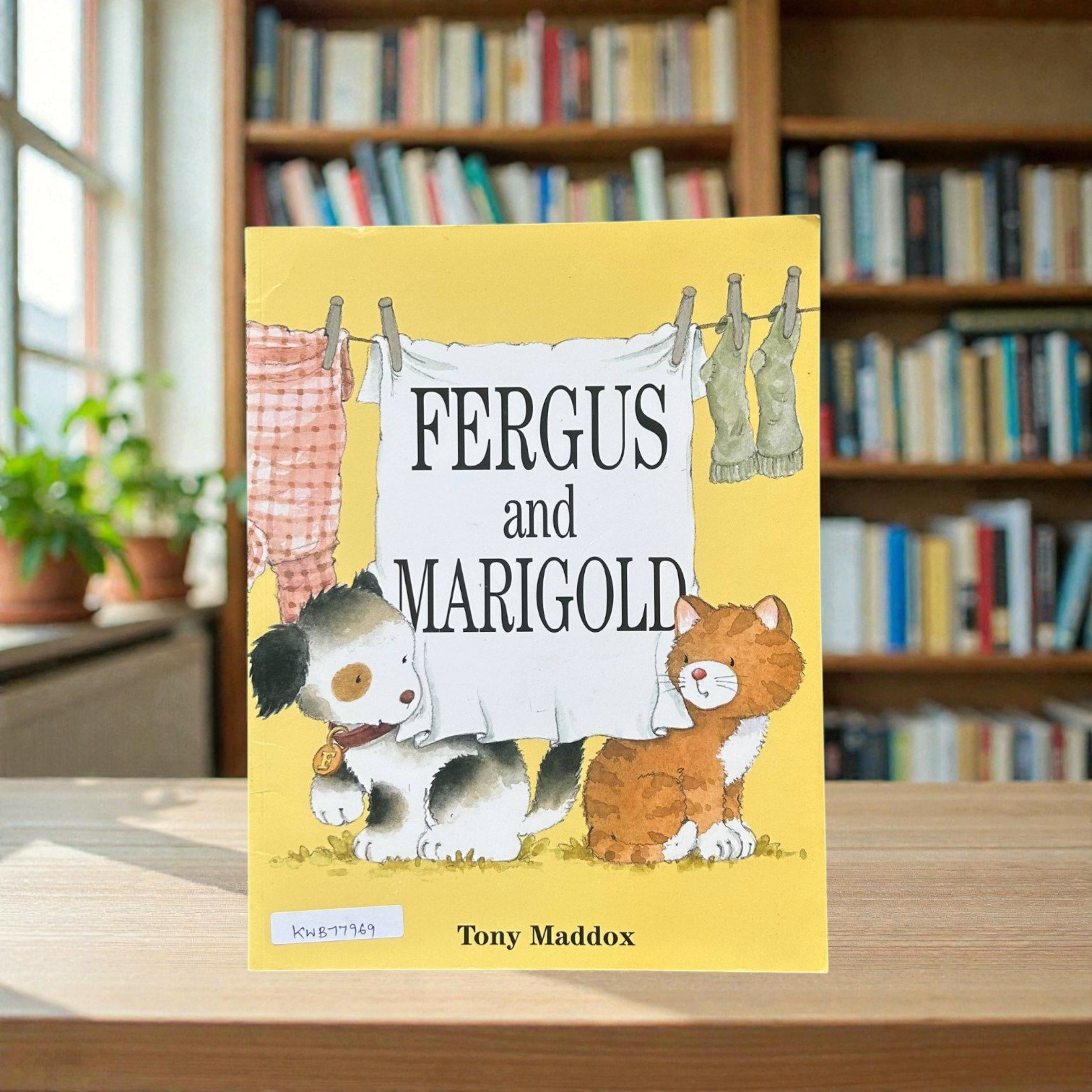 Fergus And Marigold_Tony Maddox_KWB77969