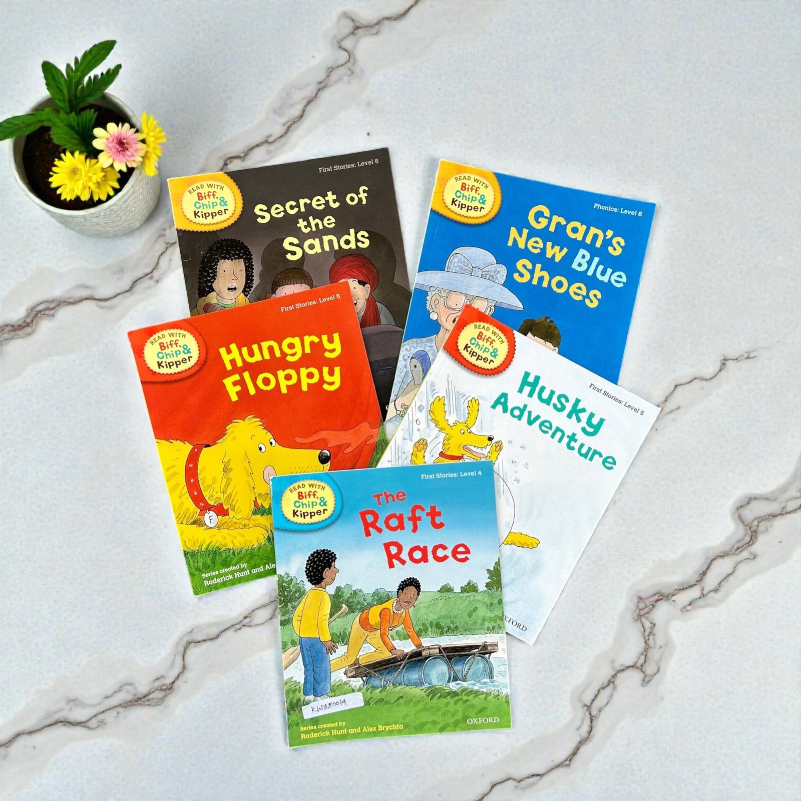 Biff And Chip_Set Of 5 Books_Roderick Hunt_KWB80014