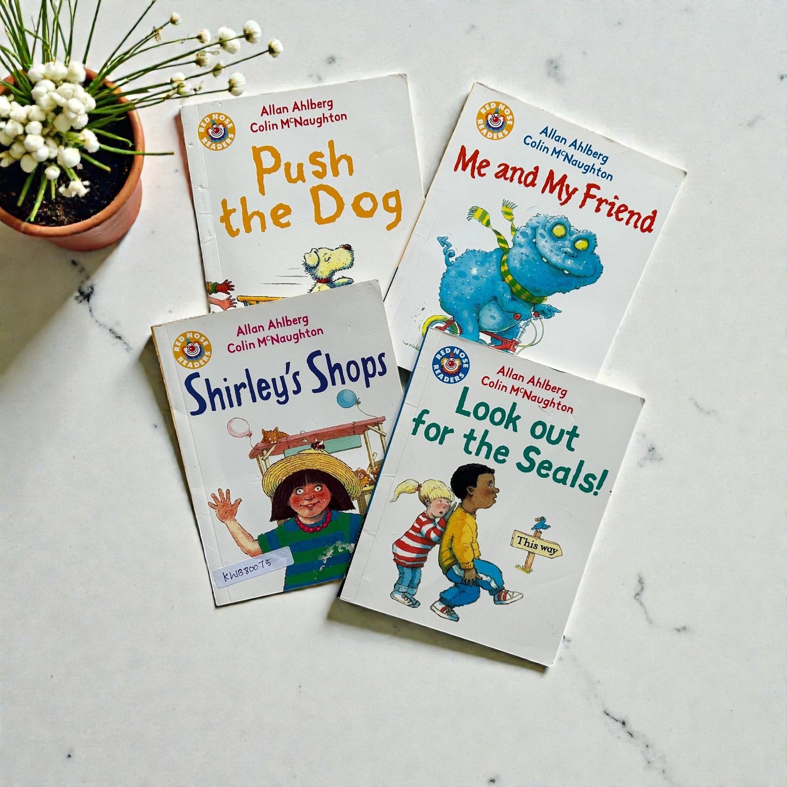 Red Nose Reader_Set Of 4 Books_Walker_KWB80075