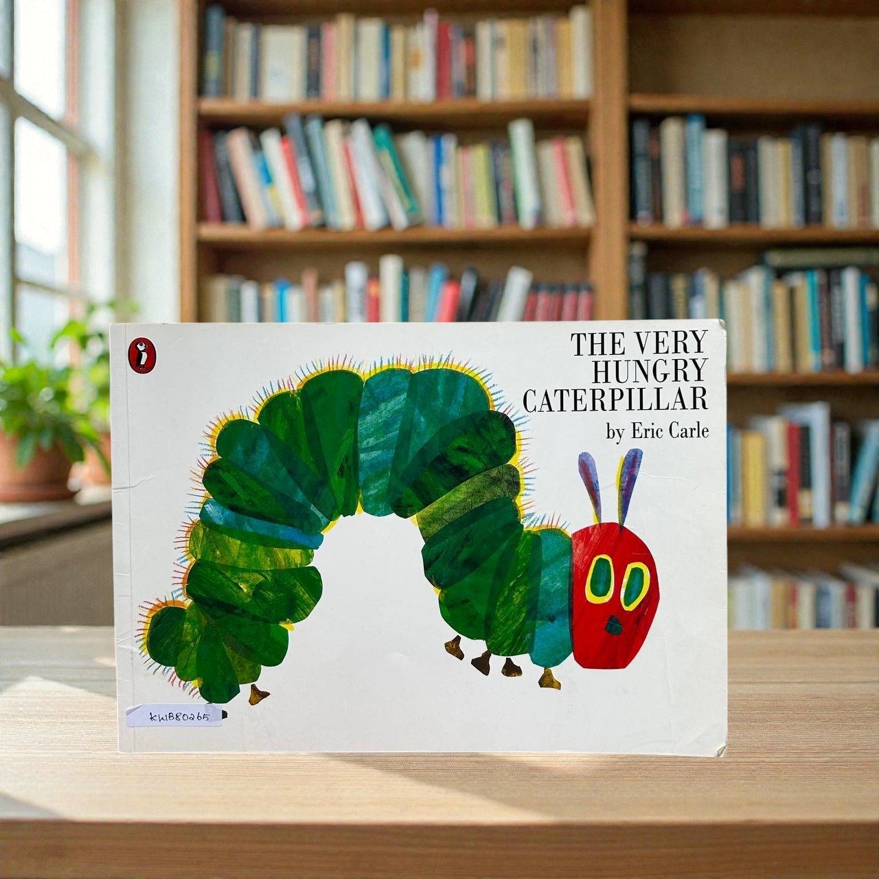 The Very Hungry Caterpillar_Eric Carle_KWB80265
