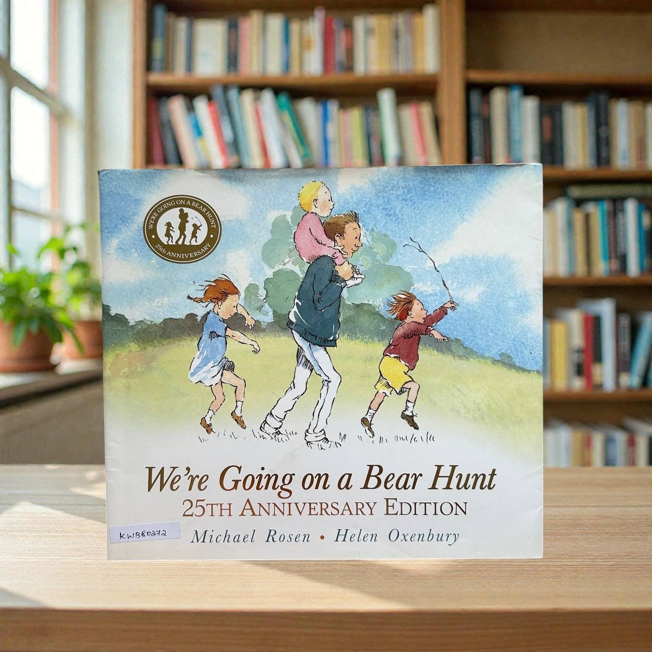 We're Going On A Bear Hunt_Helen Oxenbury_KWB80272