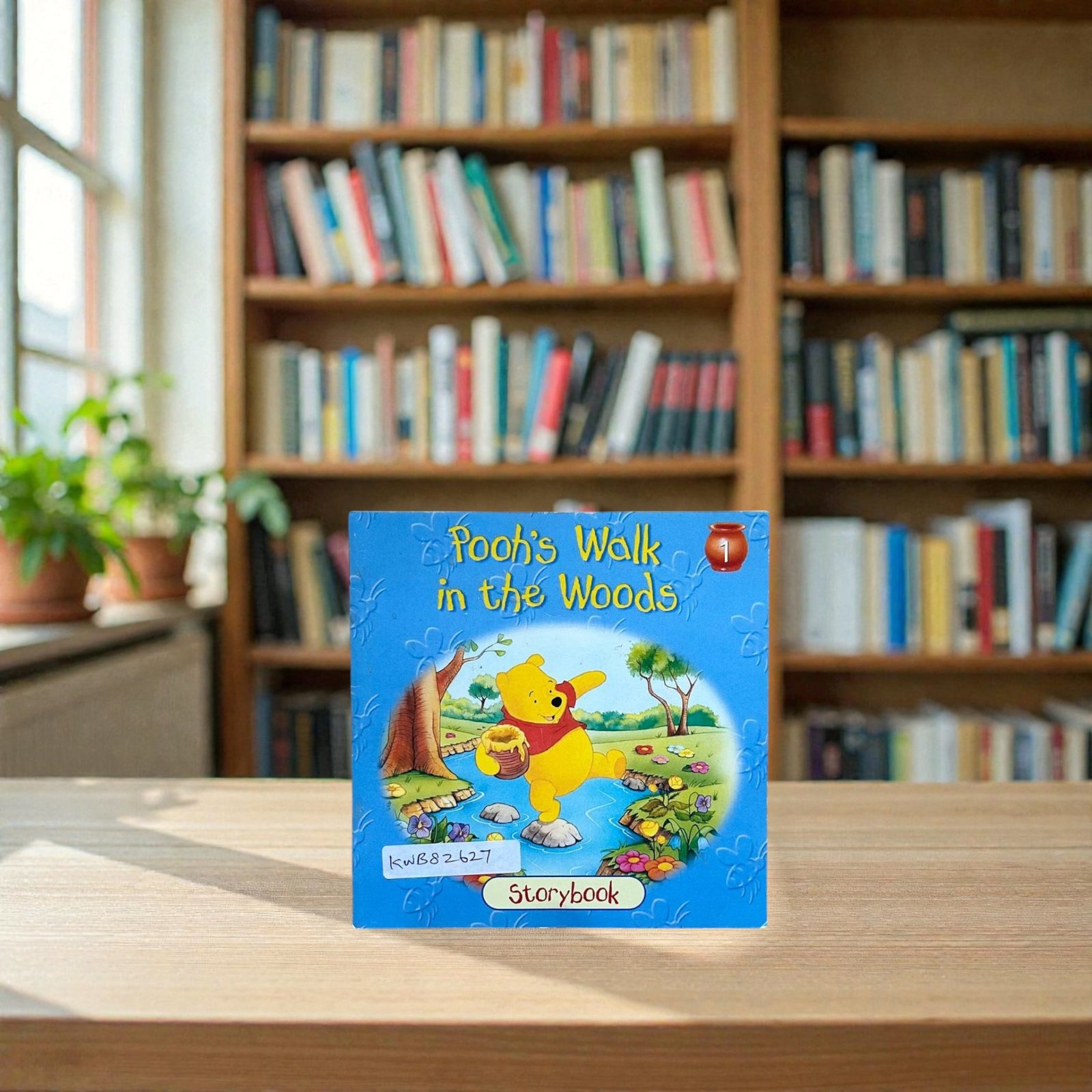 Pocket Friendly_Pooh's Walk In The Woods_Story Book_Disney_KWB82627