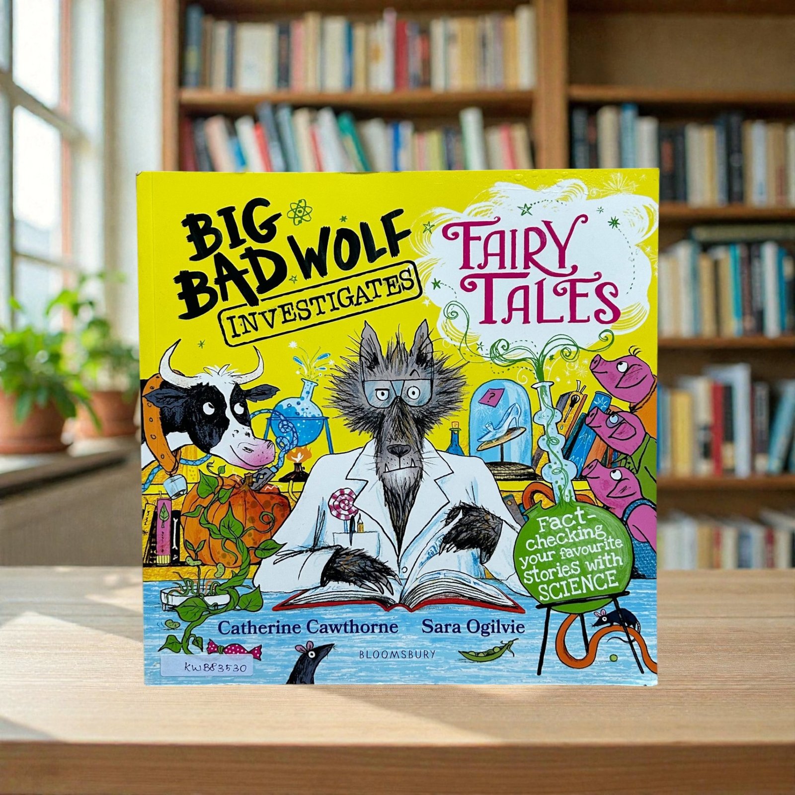 Big Bad Wolf Investigates Fairy Tales_Catherine Cawthorne_KWB83530