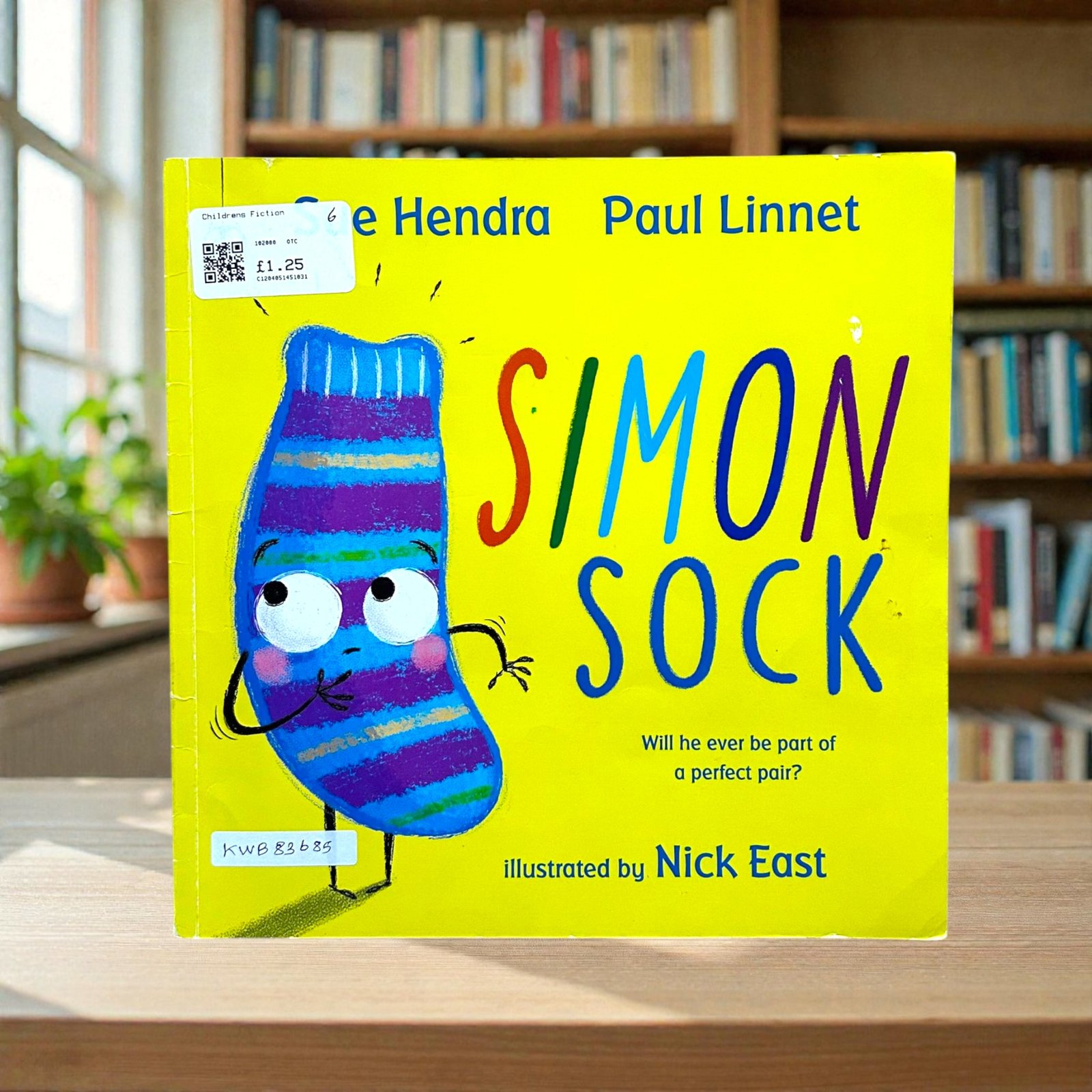 Simon Sock_Sue Hendra_KWB83685