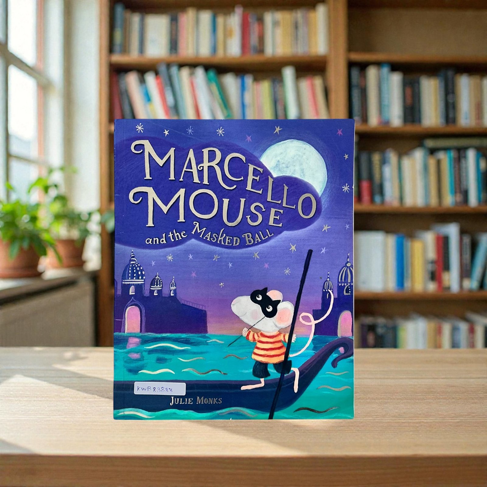 Marcello Mouse And The Masked Ball_Julie Monks_KWB83888