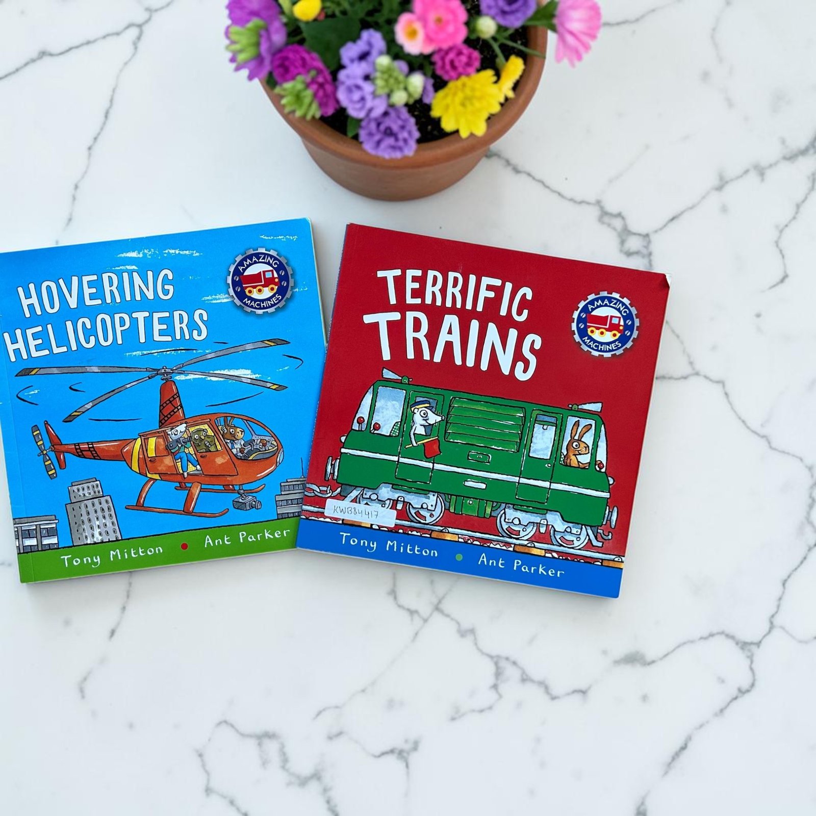 Amazing Machines_Vehicle_Set Of 2 Books_Tony Mitton_KWB84417