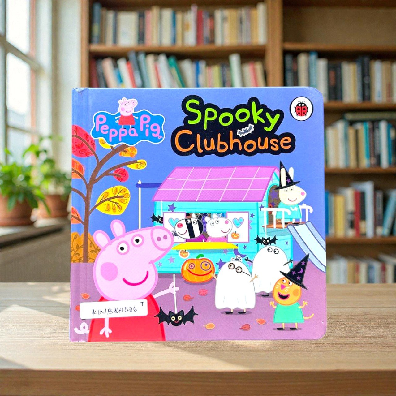 Spooky Clubhouse_Peppa Pig_Ladybird_KWB84626