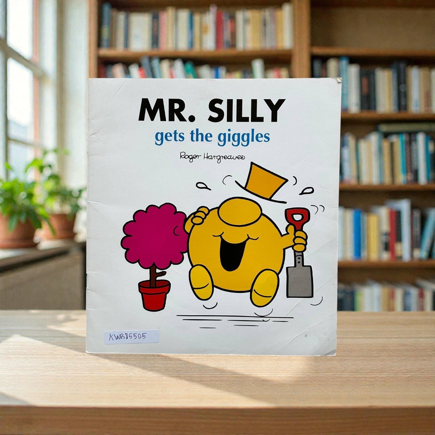 Mr.Silly Gets The Giggles_Roger Hargreaves_KWB85505