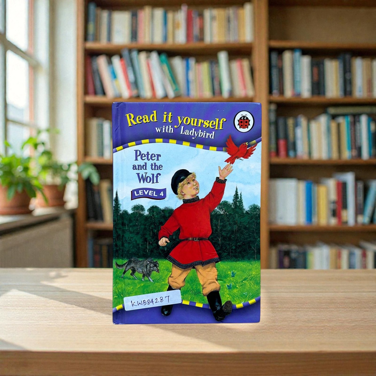 Pocket Friendly_Read It Yourself_Peter And The Wolf_Ladybird_KWB84287
