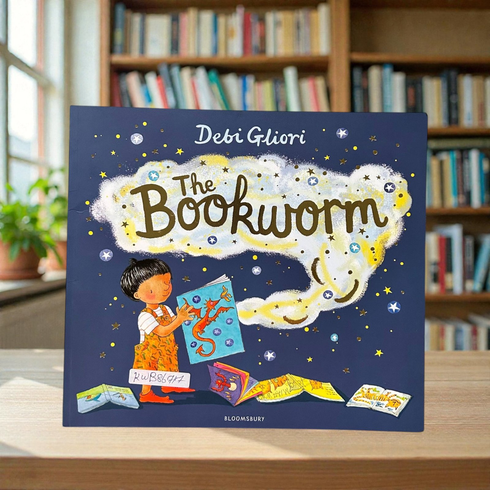 The Bookworm__KWB86717