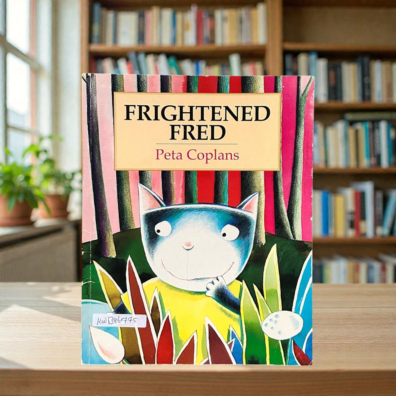 Frightened Fred__KWB86775