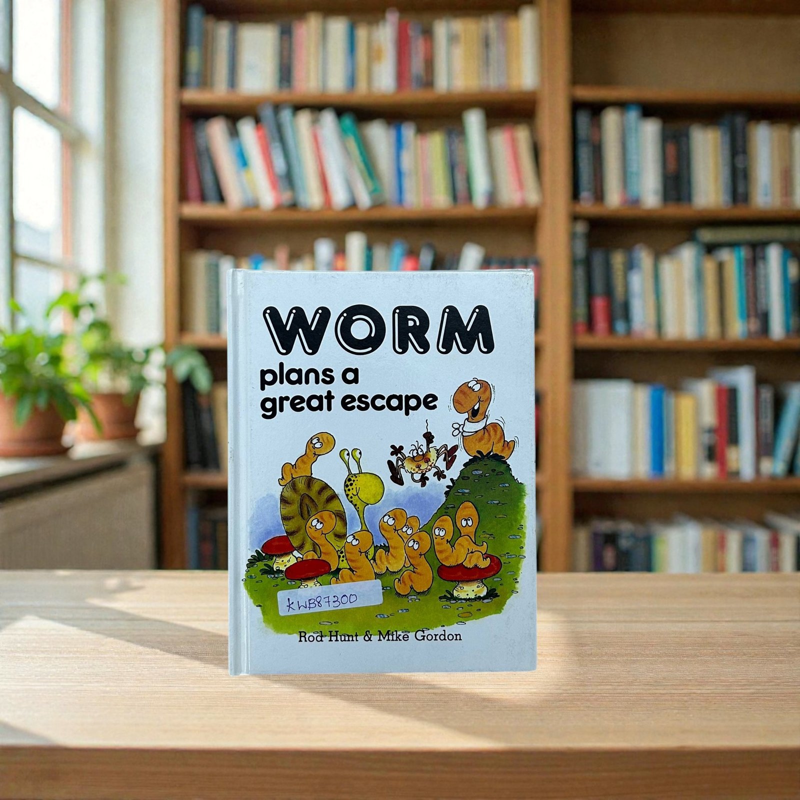 Worm Plans A Great Escape_Rod Hunt_KWB87300