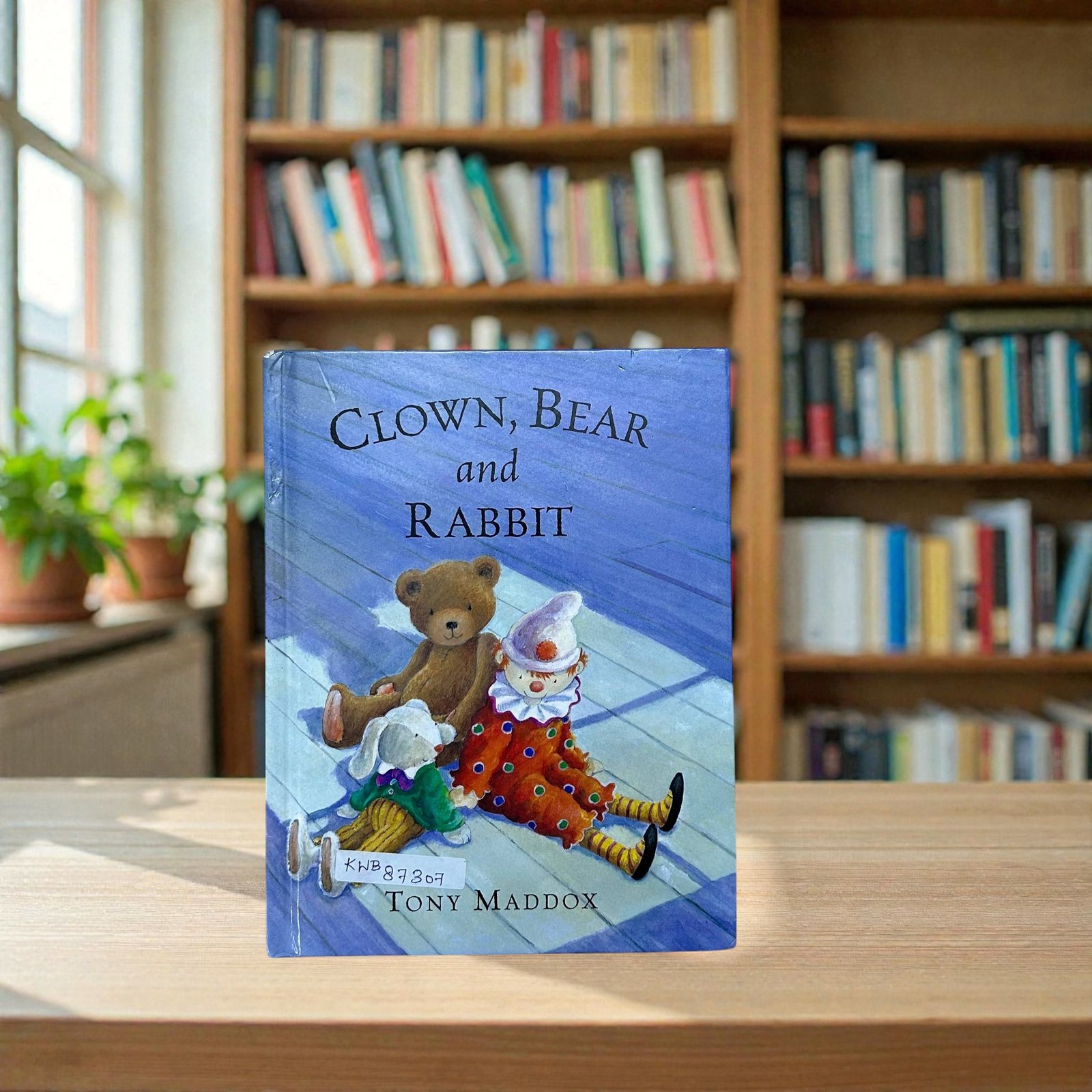 Clown,Bear And Rabbit_Tony Maddox_KWB87307