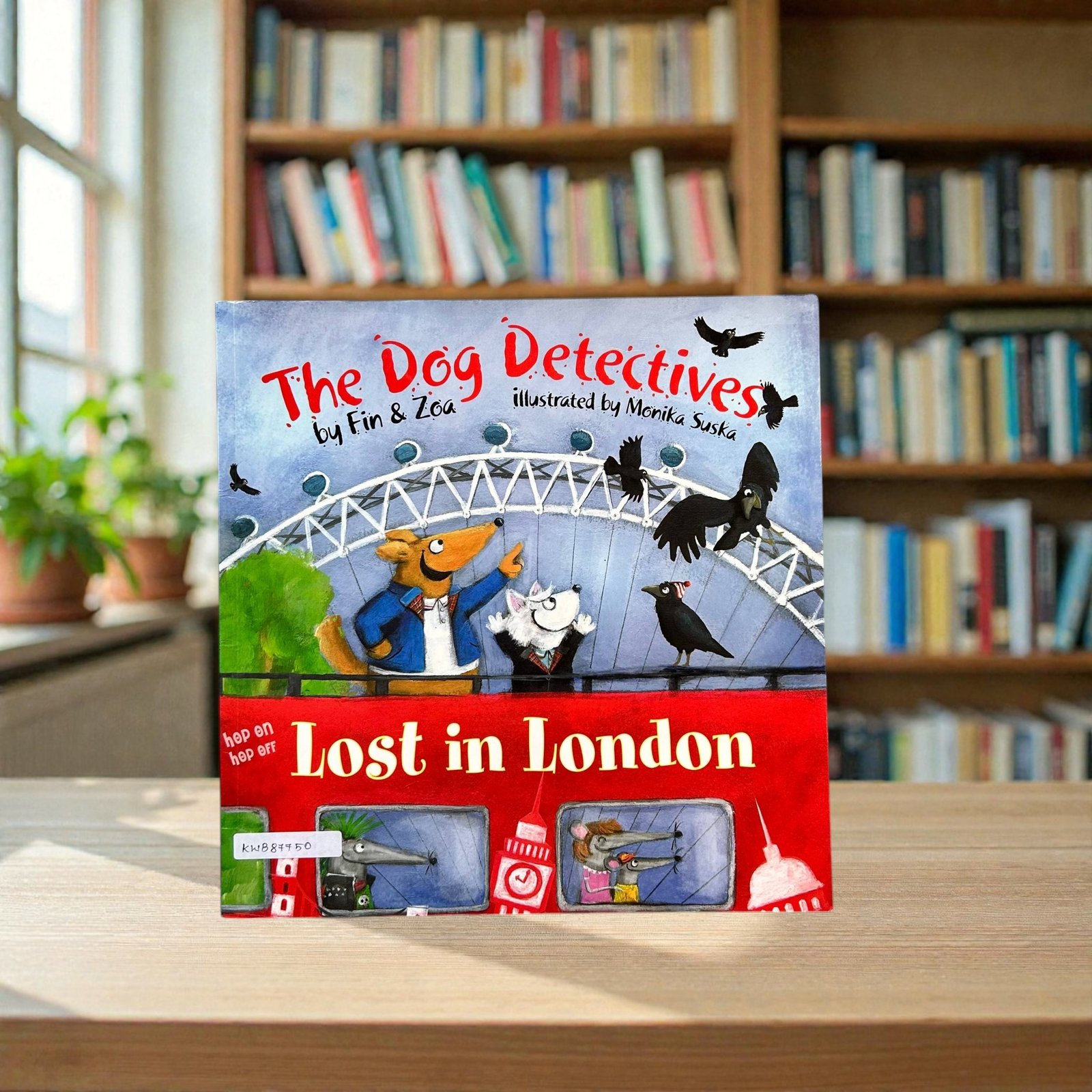 The Dog Detectives_Lost In London_Fin & Zoa_KWB87750